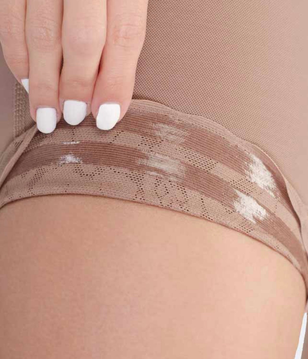 FAJA SHORT